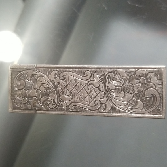 Vintage Silver Hand Etched Lipstick Compact - Picture 4 of 11